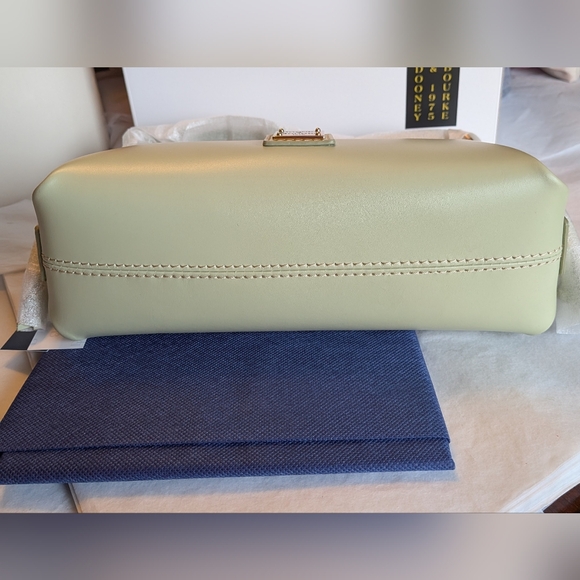 Dooney & Bourke Penrose Hobo Crossbody 22 in PISTACHIO - NWT - Picture 4 of 7